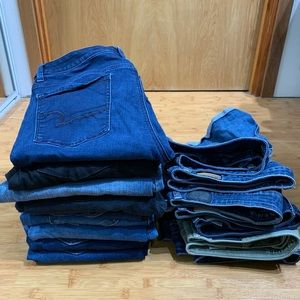 AE Women’s Jeans and Shorts Lot size 12